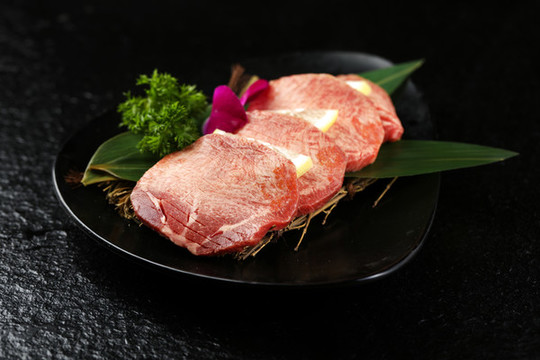 厚切牛舌