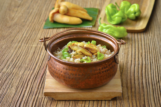 牛肝菌火腿炒飯