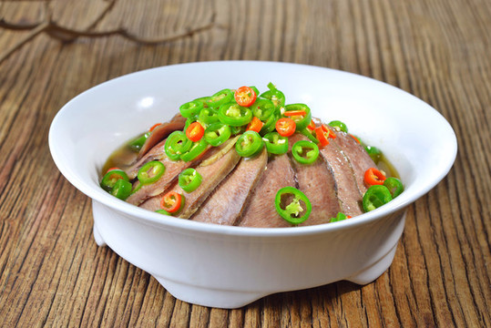 撈汁牛舌