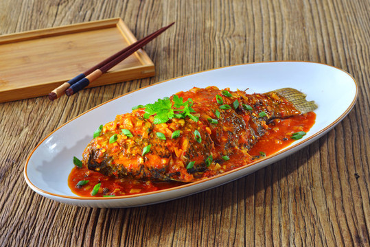 酸辣全魚