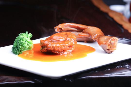 鮑魚(yú)扣鵝掌