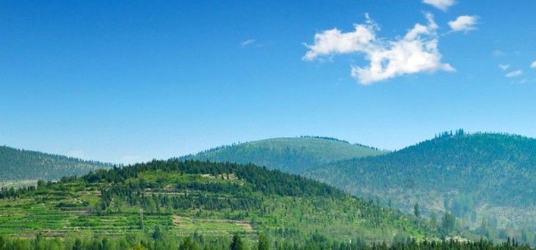 山丘