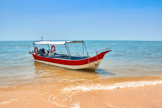海邊小艇