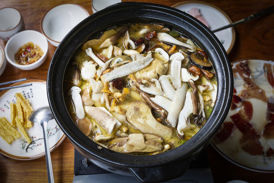 野生菌湯鍋