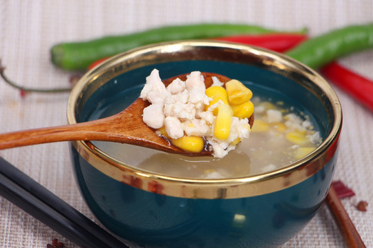 雞肉粟米湯