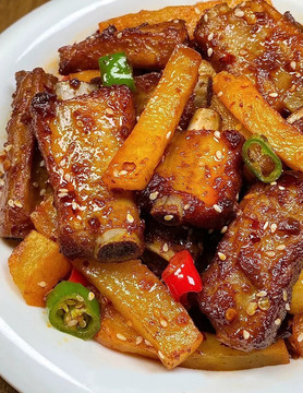 干鍋土豆排骨