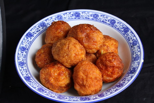 鹵豆腐丸子