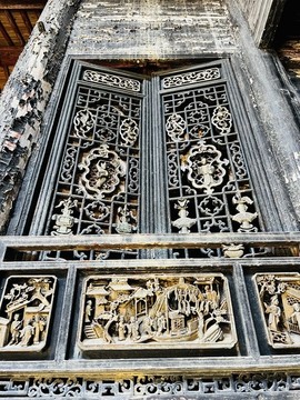 中國(guó)雕刻門(mén)窗
