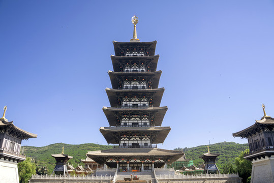 涇川大云寺舍利塔