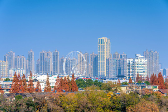 合肥包公園清風(fēng)閣遠(yuǎn)眺城市風(fēng)光