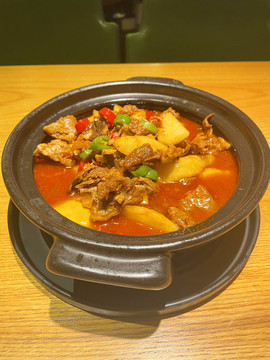 土豆燉牛腩