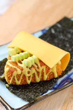芝士海苔黃金飯團