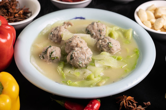 冬瓜肉圓湯