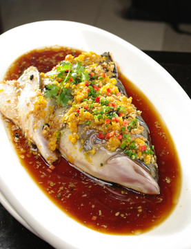 黃椒醬蒸魚頭