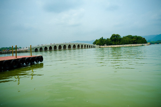 十七孔橋