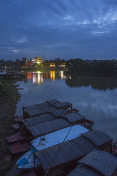 成都華陽南湖公園夜景