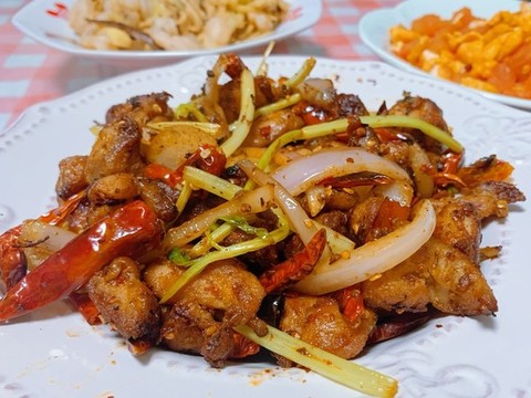 爆紅辣子雞