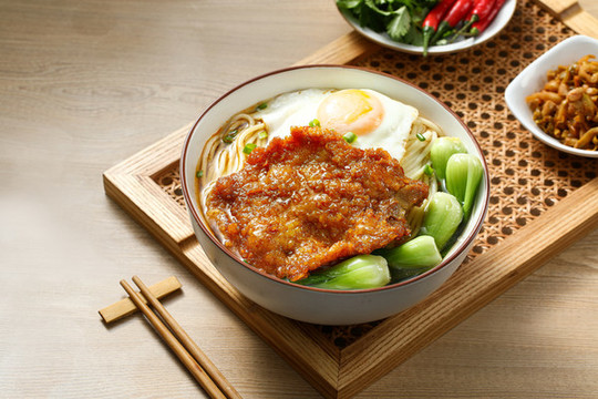 大排飯?zhí)撞? style=
