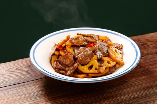 蓮藕牛肉