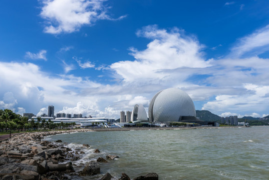 珠海大劇院日月貝