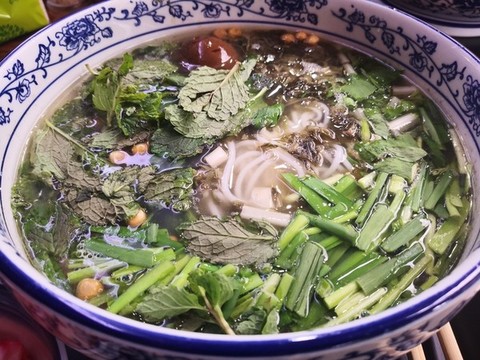 清湯米線