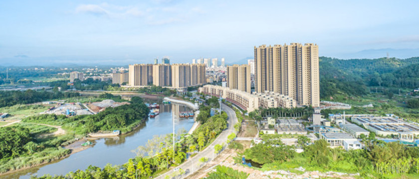 江畔風(fēng)景