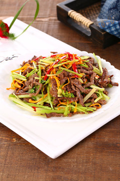 蟲(chóng)草花炒羊肉絲