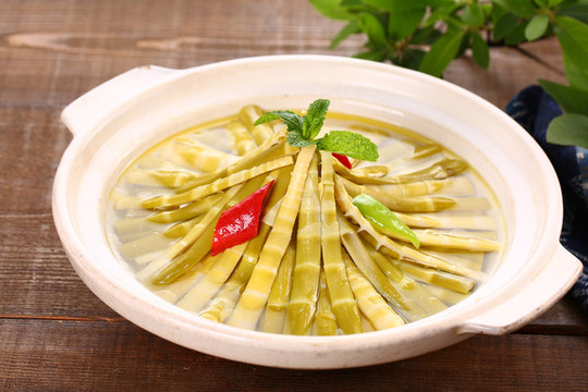 家鄉(xiāng)鮮筍煲