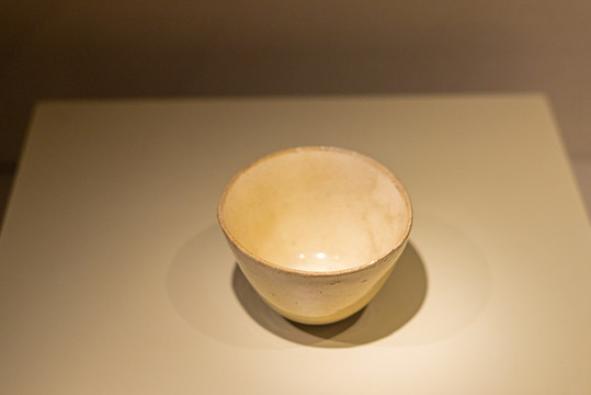 定州博物館定瓷文物白釉碗