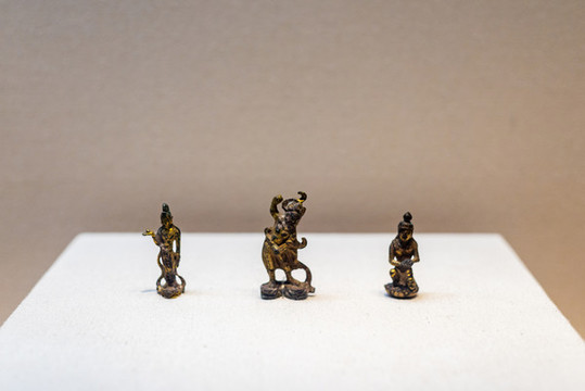 定州博物館文物展品銅佛像