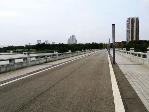水庫大壩