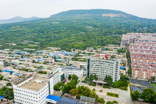 航拍河南平頂山礦區(qū)煤礦采煤場