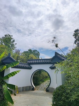 月亮門