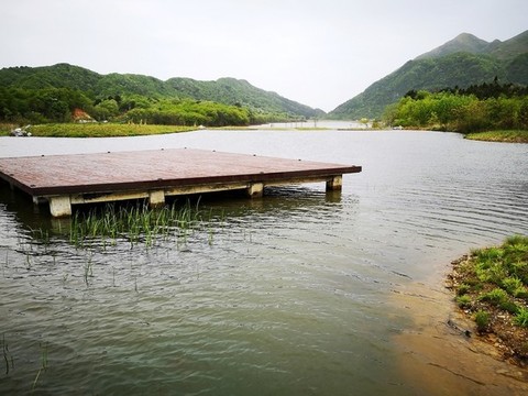 高山湖泊