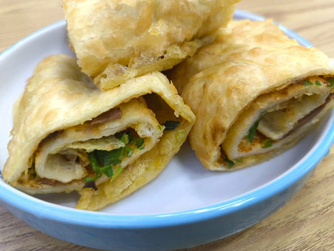 牛肉蔥油卷饃