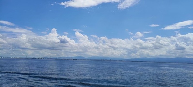 海上藍(lán)天白云