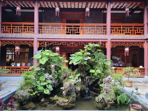 秘境神農(nóng)架桃花谷