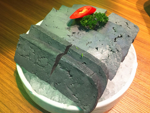 黑豆腐