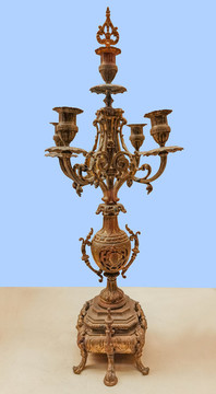 法國(guó)燭臺(tái)
