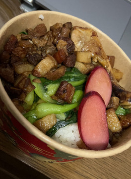 烤肉雞腿飯