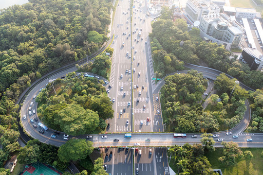 深圳濱河大道車流航拍