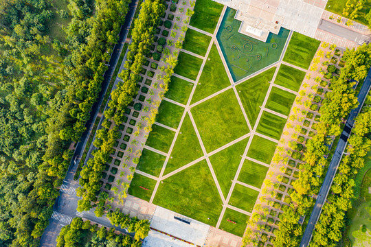 航拍鄭州大學(xué)主校區(qū)五星廣場(chǎng)