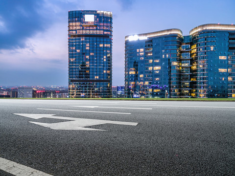 城市道路和城市夜景