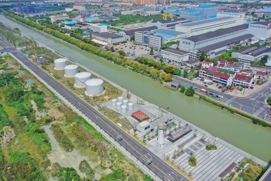 常州五星大橋油罐主題公園