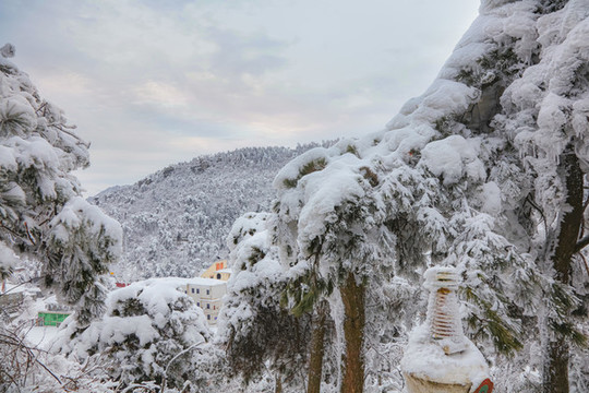 廬山雪景
