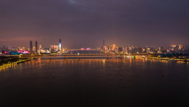 武漢長江大橋夜景