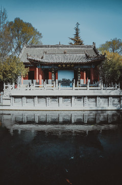 百脈泉