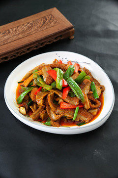 雙椒炒牛肚