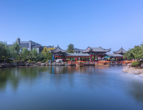 惱包村流水小橋