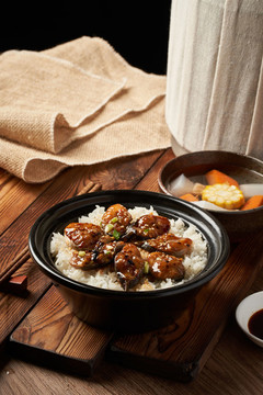 豉汁脆鱔煲仔飯